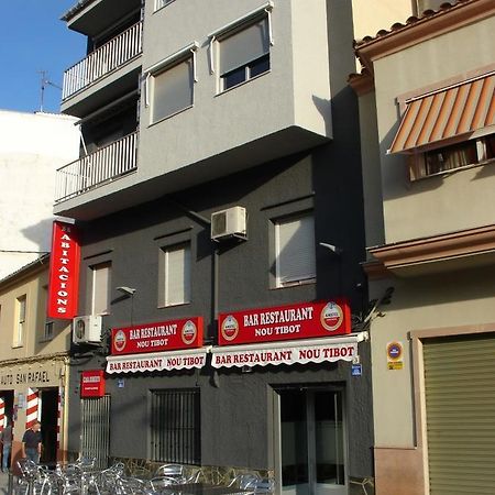 Habitacions Casa Roberto Ontinyent Exteriör bild
